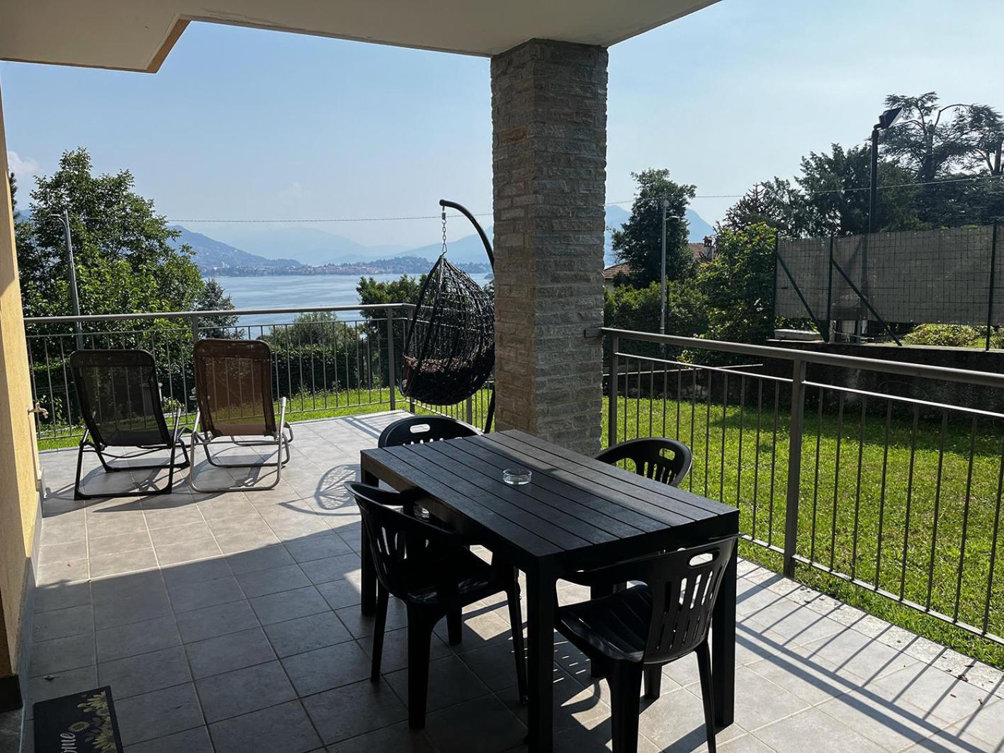 Magicview Baveno Apartment With Garden And Lake View Екстер'єр фото